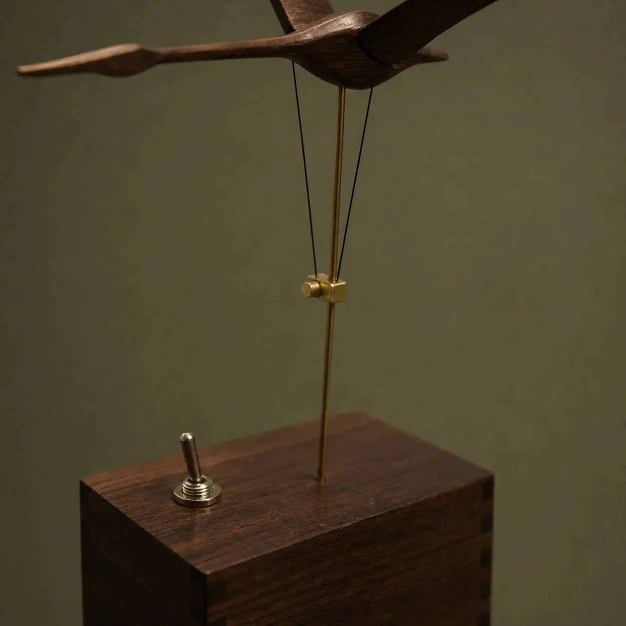 BysageCraft Flying Swan Wooden Kinetic Sculpture Mechanical Tabletop Display 7