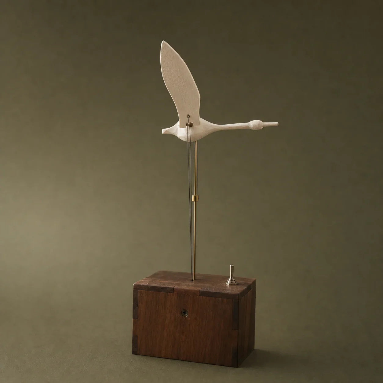 BysageCraft Flying White Swan Wooden Kinetic Sculpture Mechanical Tabletop Display 2