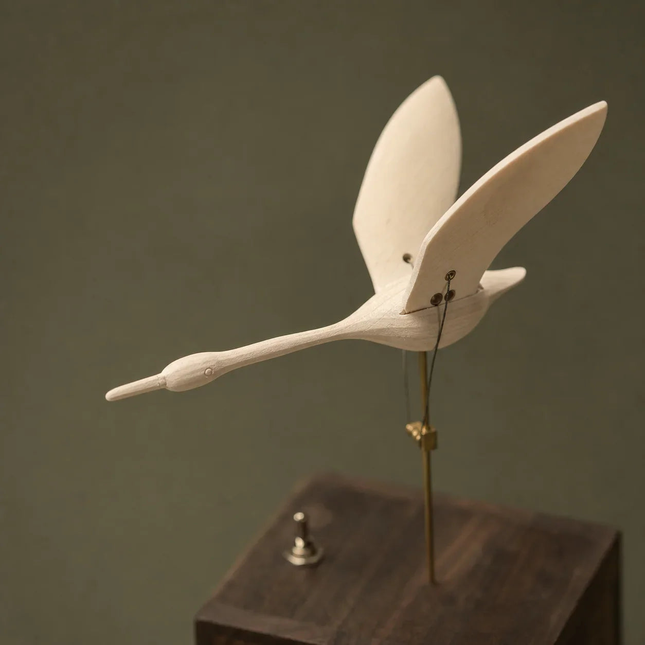 BysageCraft Flying White Swan Wooden Kinetic Sculpture Mechanical Tabletop Display 5