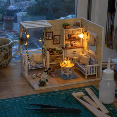 Kitten Diary Cozy Living Room DIY Miniature House Kit